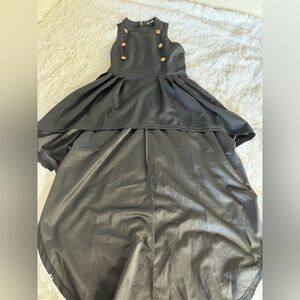 Double Button Embellished Dip Hem Shell Top!